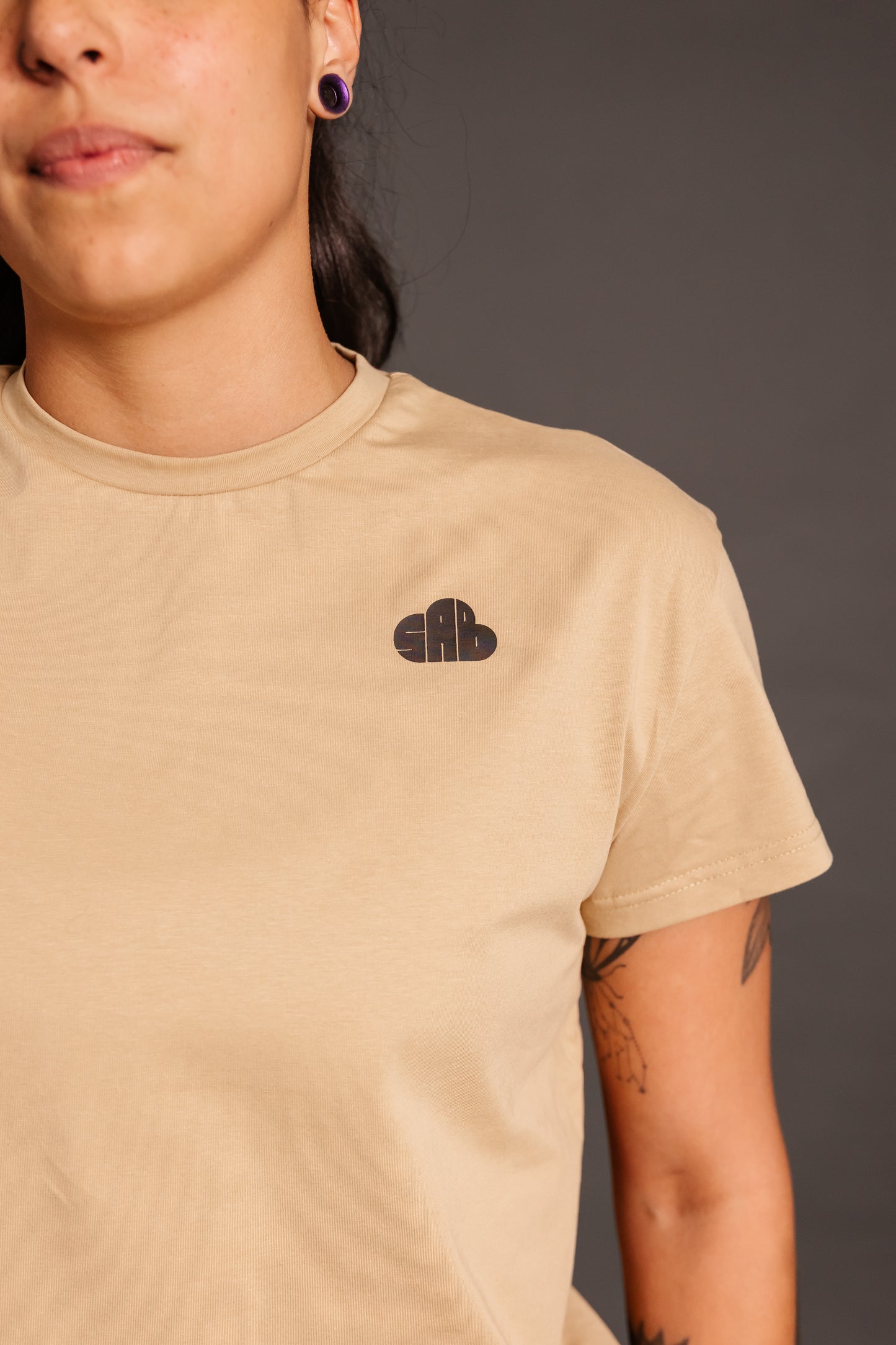 Focus Sand Compass T-Shirt (Unisex)