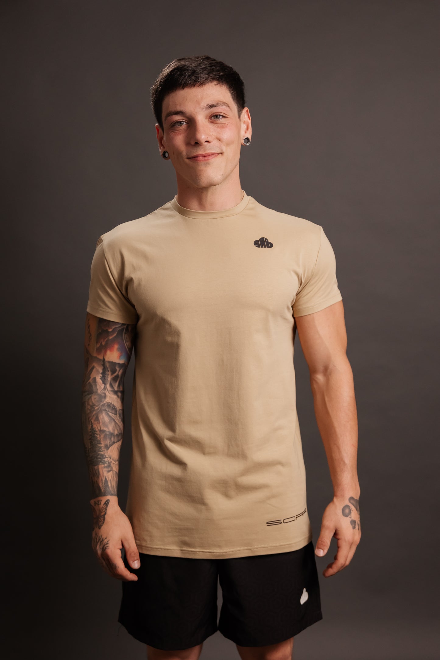 Focus Sand Compass T-Shirt (Unisex)